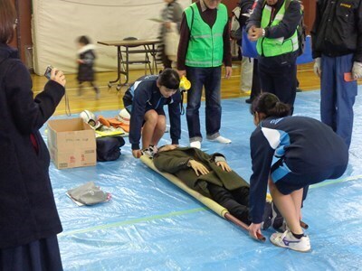 写真：訓練の様子（平成29年度 池子小学校地区）