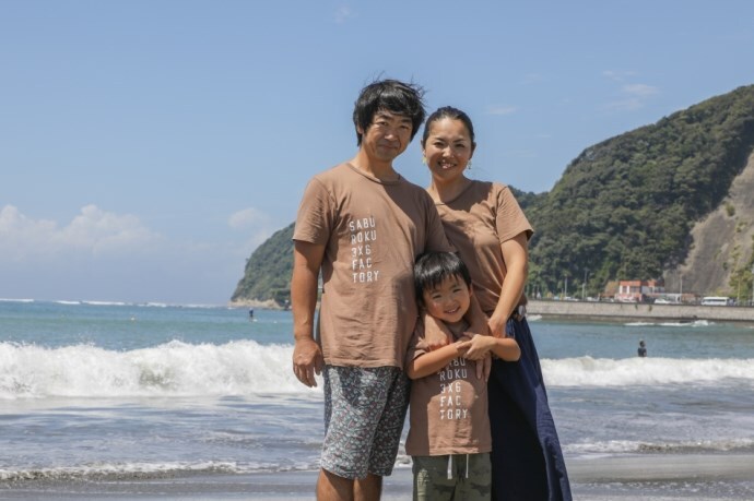 写真：逗子海岸にて