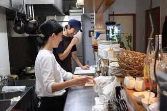 写真：行助さんと敦子さん