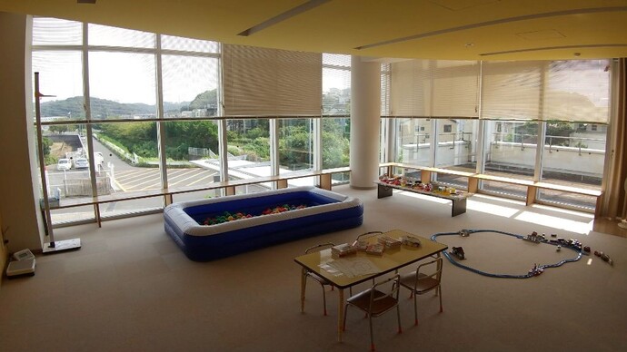 どんぐり広場(会場:逗子市保健センター2階)