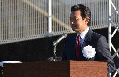 写真：平井市長