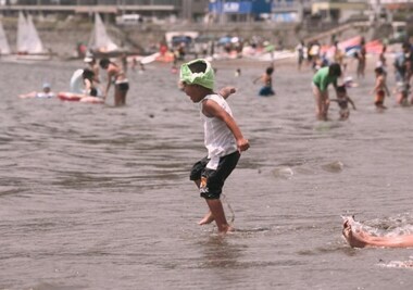 写真：夏だー、海だー