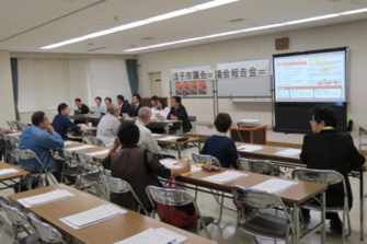 写真：議会報告会1