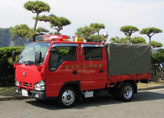 写真：資機材運搬車