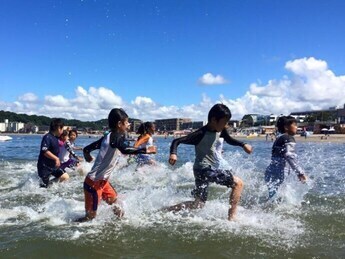 写真：逗子海水浴場わっしょい
