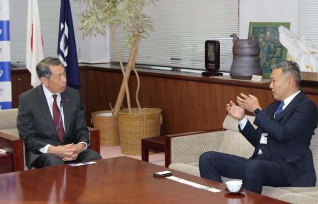 写真：市長対談