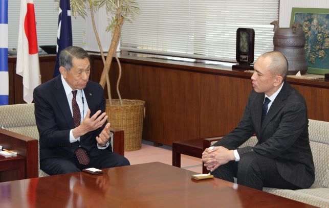 写真:市長対談