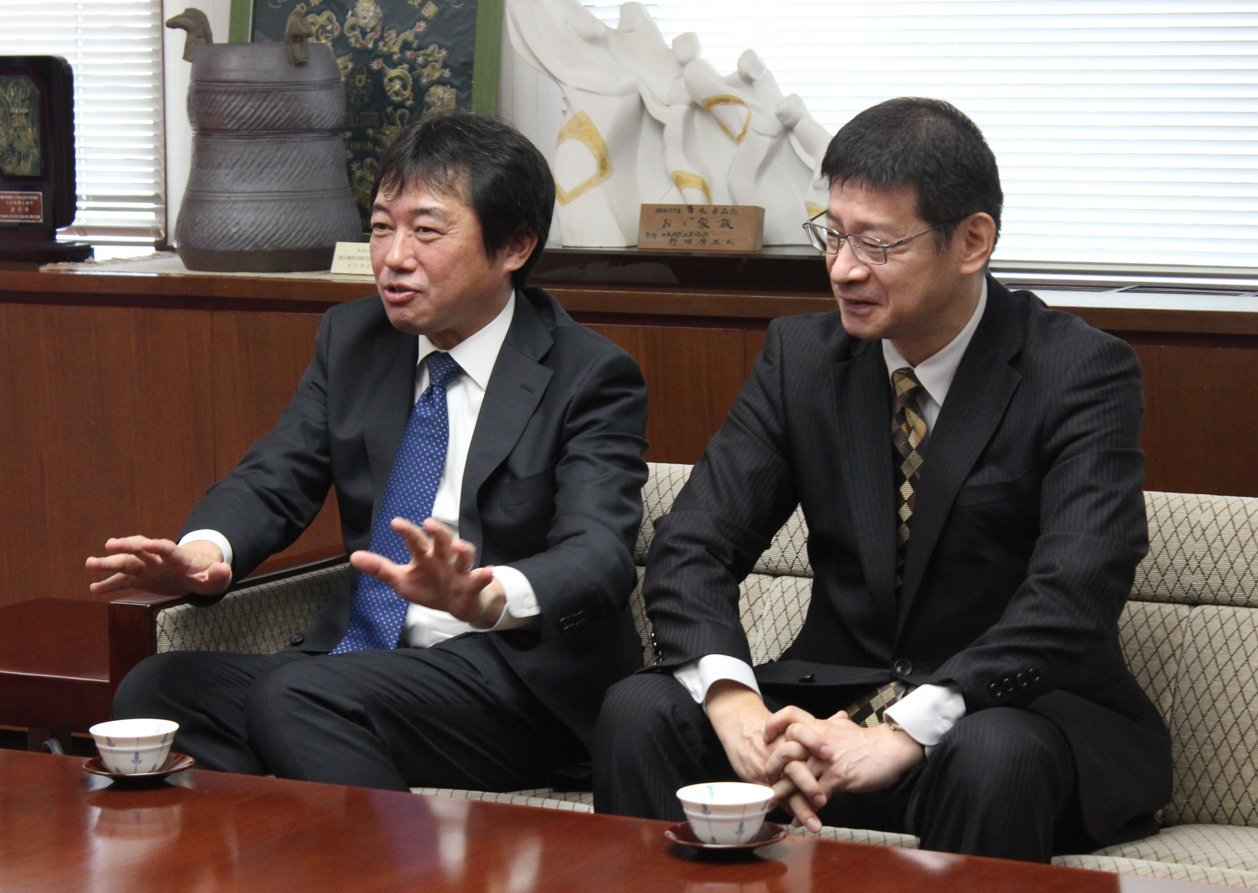 写真：市長及び鈴木社長様