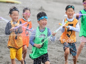 写真:逗子海水浴場わっしょい