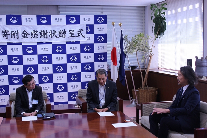 写真:対談の様子
