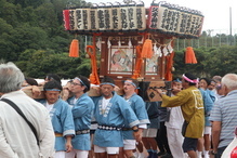 みこしパレード写真